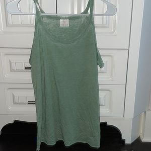 Loose fit cut-shoulder thin light green shirt